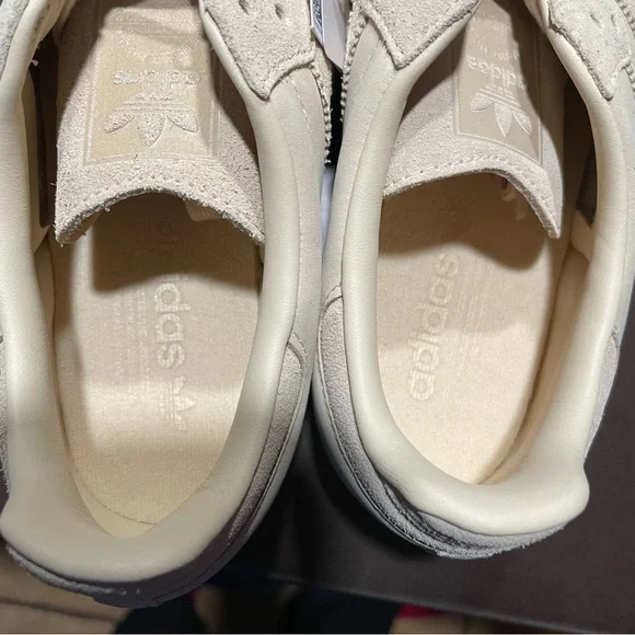 adidas Samba Sneakers in Beige - Picture 8 of 8